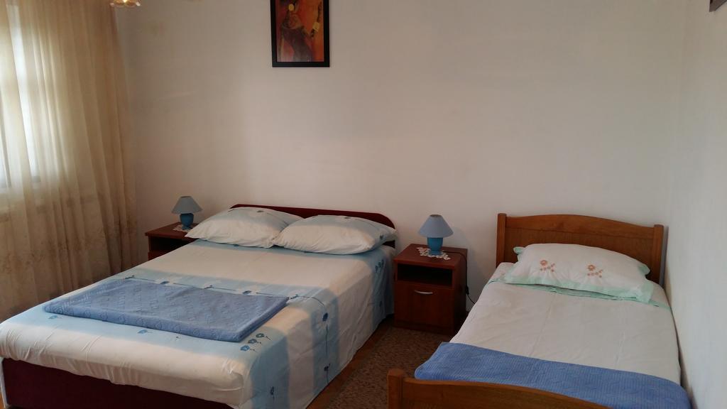 Ferienwohnung Apartman Dukic Trogir Exterior foto